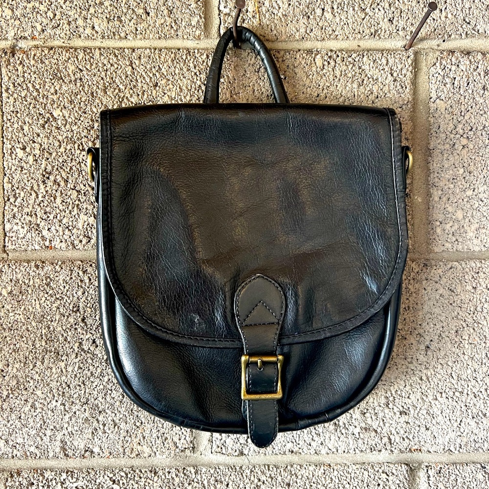 HOBO International Black Leather Saddle Bag Crossbody Purse Bronze Hardware